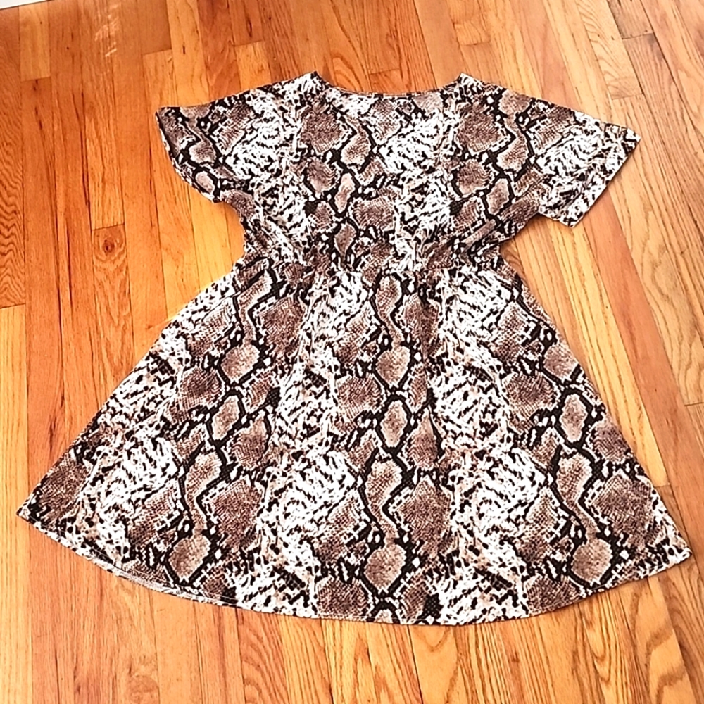 Snakeprint Plus Size Short Sleeve Dress 2X Casual Dressy Women's Snake skin look